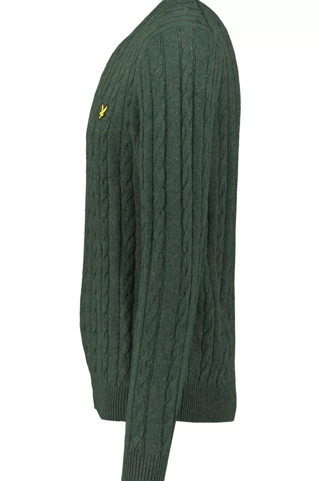 Fashion Lyle & Scott Cable Jumper.